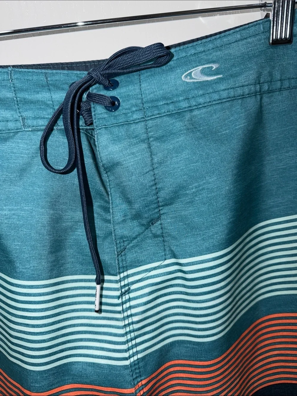 O'Neill Teal, Navy & Orange Striped Men's Boardshorts size 33” vacation beach